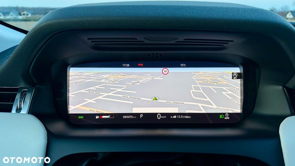 Land Rover Discovery Sport - 21