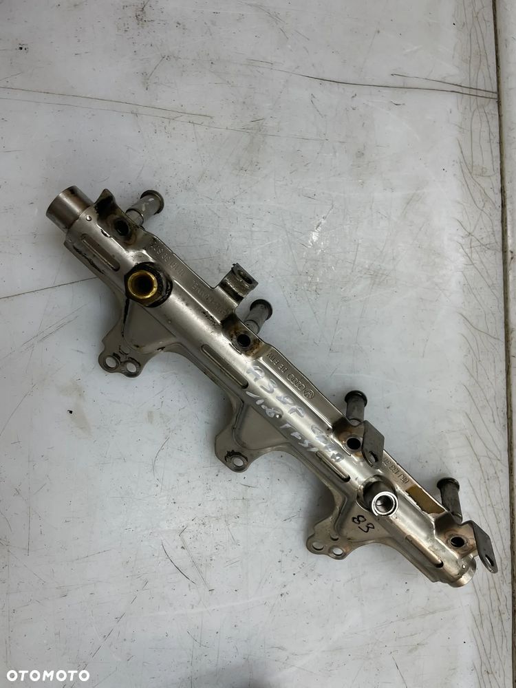LISTWA WTRYSKOWA AUDI A3 8P 1.8 TFSI CDAA 06J133317M - 1
