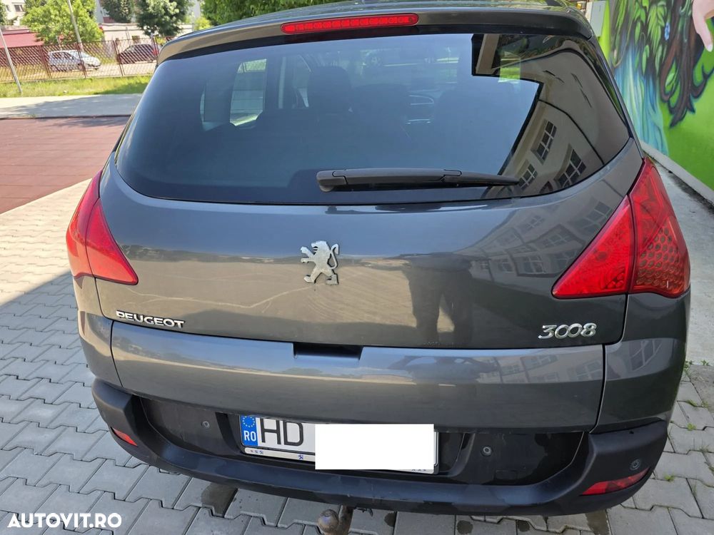 Peugeot 3008 1.6 HDI Confort Pack - 6