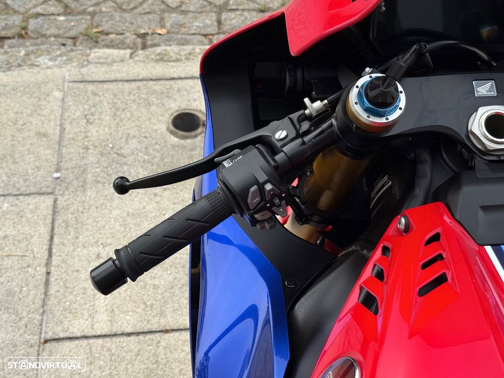 Honda CBR 1000RR-R Fireblade SP - 15