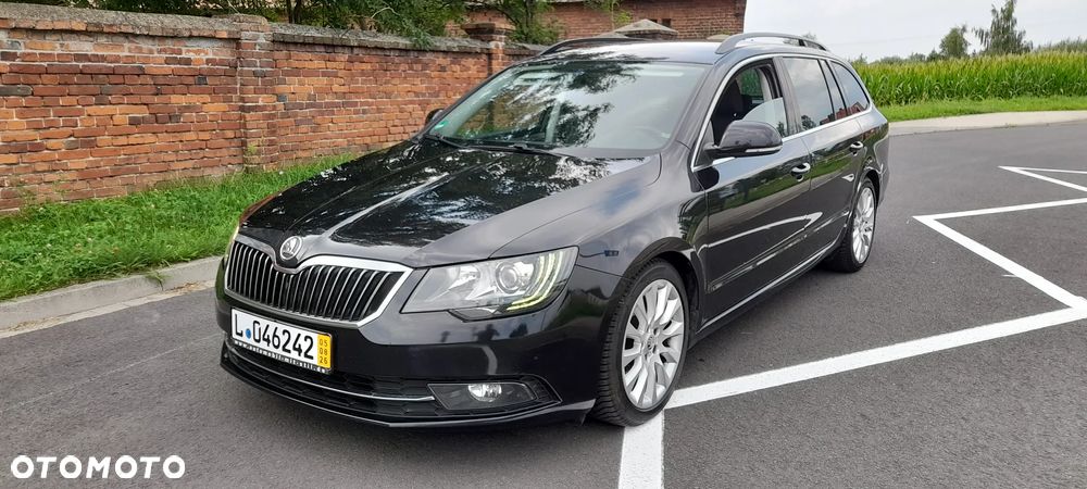 Skoda Superb 2.0 TDI Exclusive - 3