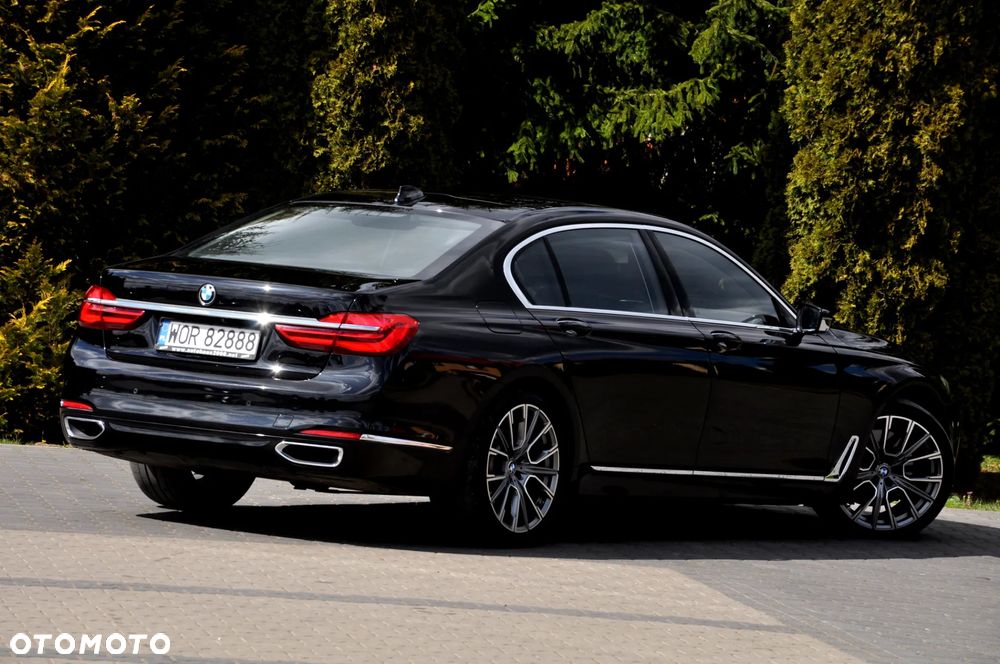 BMW Seria 7 750Ld xDrive - 18