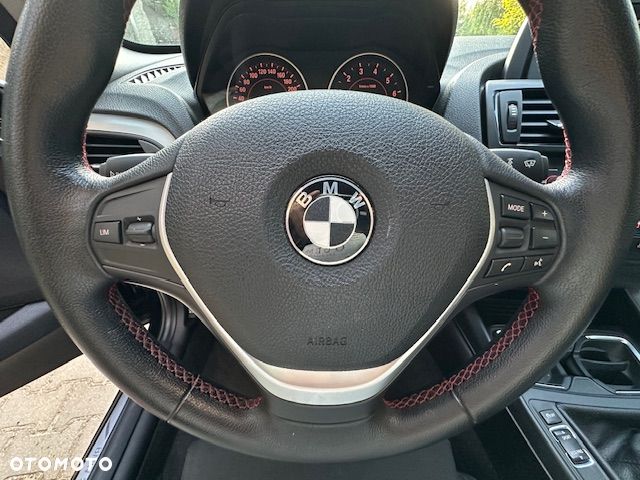 BMW Seria 1 118i Sport Line - 26