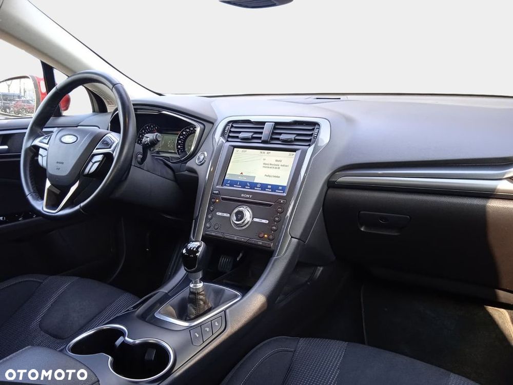 Ford Mondeo 2.0 EcoBlue Titanium - 35