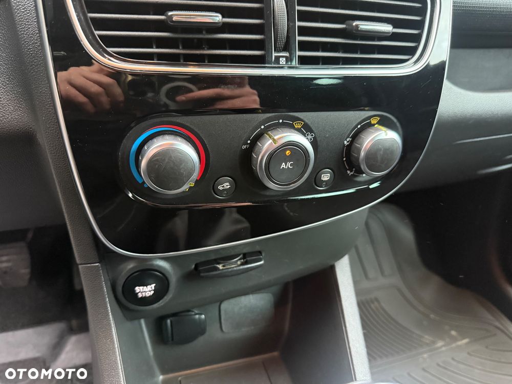 Renault Clio 0.9 TCe Limited - 13
