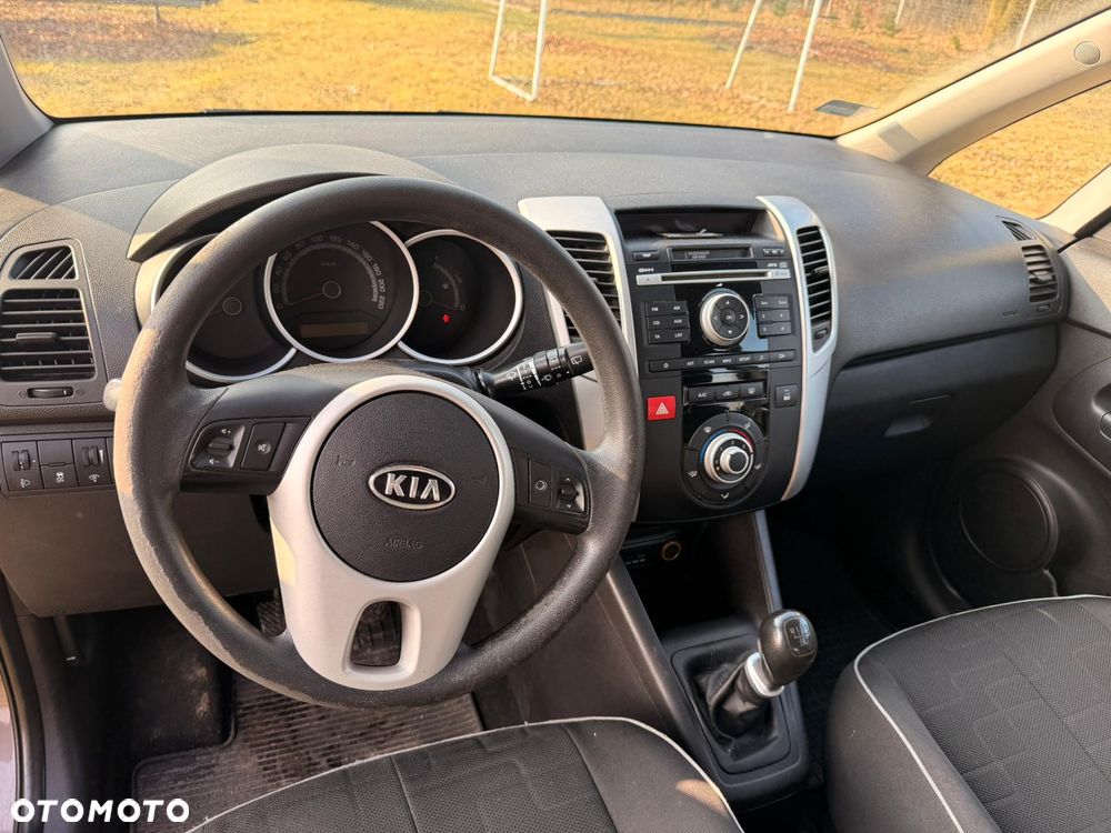 Kia Venga 1.4 L - 7