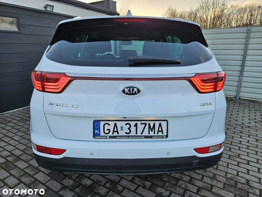 Kia Sportage 2,0 CRDI AWD Platinum - 3