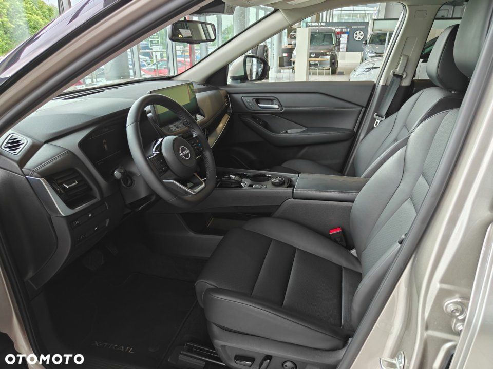 Nissan X-Trail - 11