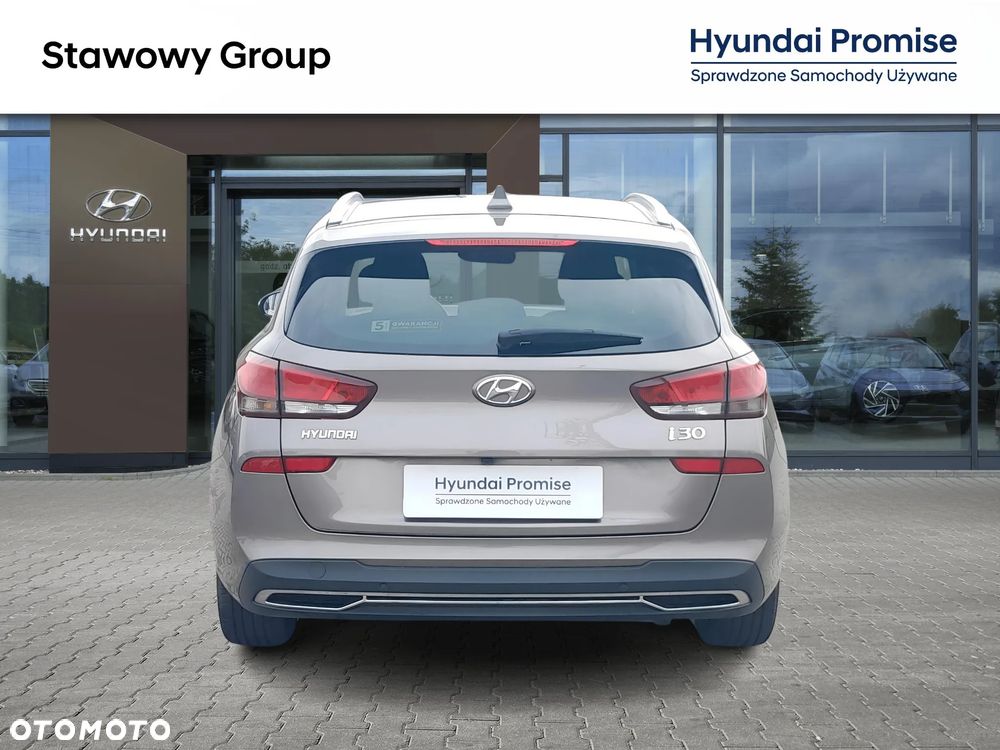 Hyundai i30 1.5 DPI Smart - 4