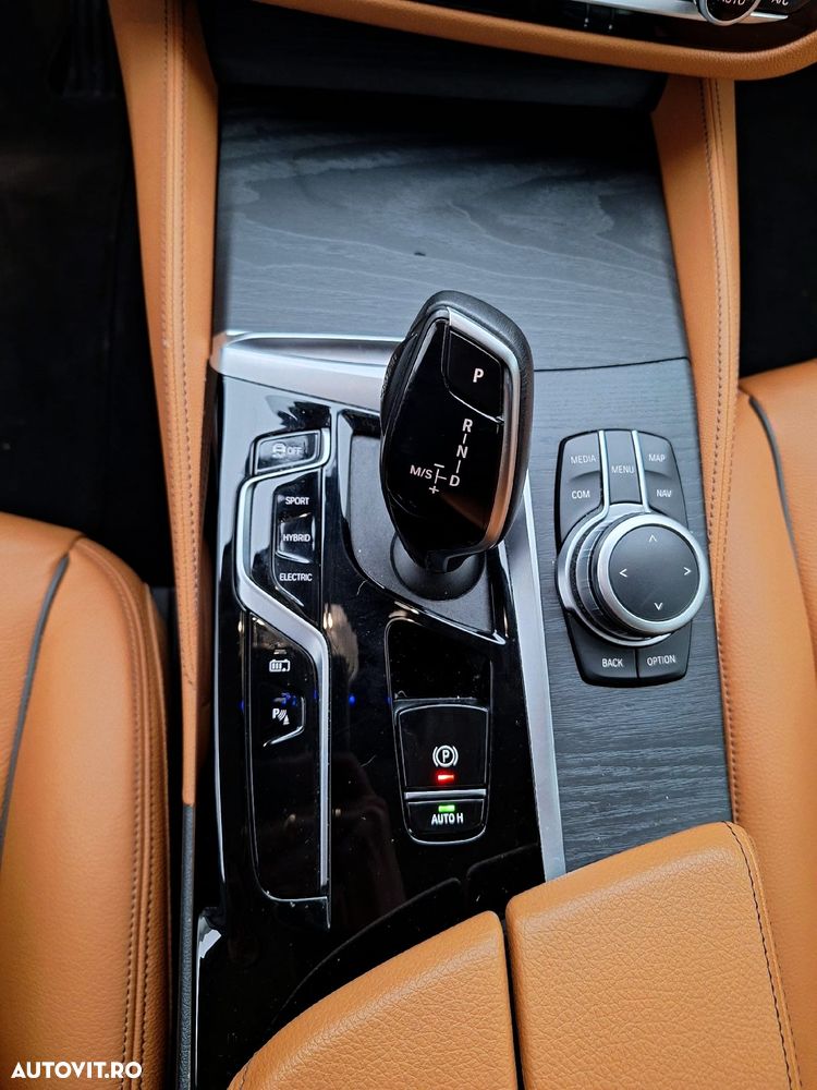 BMW Seria 5 520e AT PHEV - 10