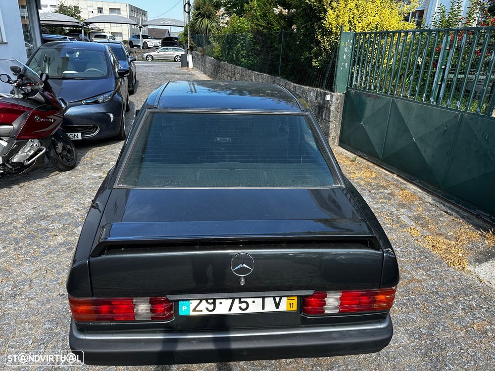 Mercedes-Benz W201 (1982-1993) 190 D 2.0 - 9