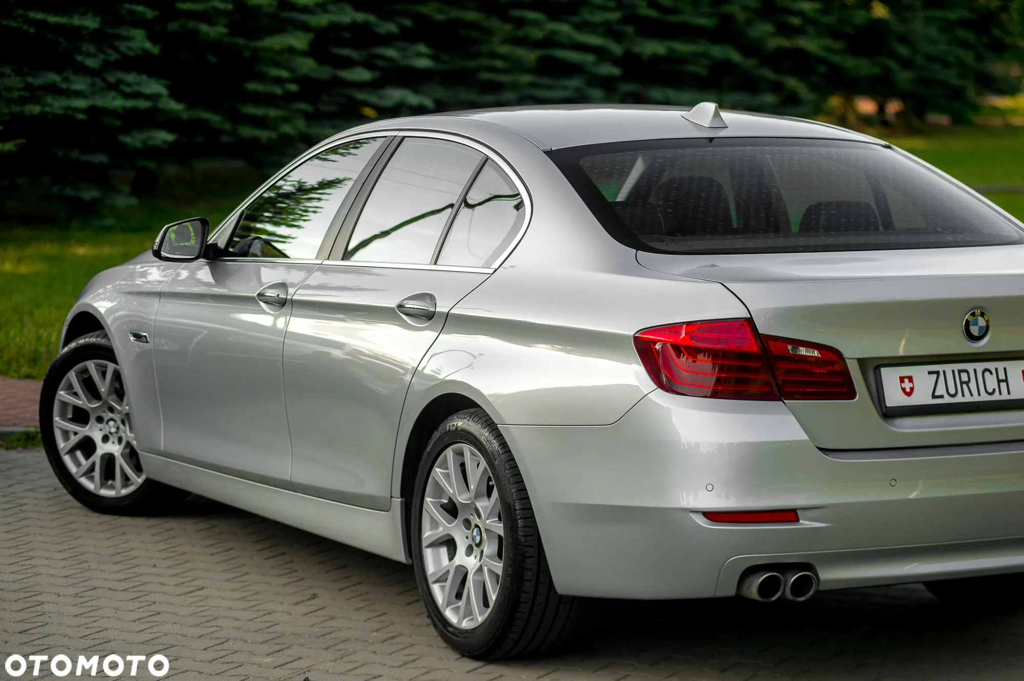 BMW Seria 5 520d xDrive - 33