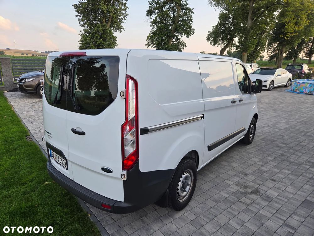 Ford Transit Custom - 13