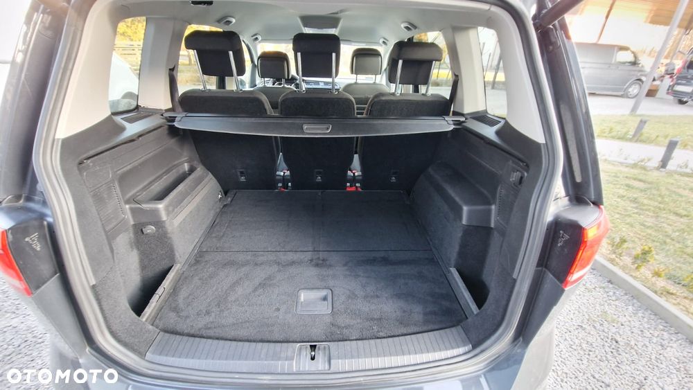 Volkswagen Touran 2.0 TDI BMT Highline DSG - 11