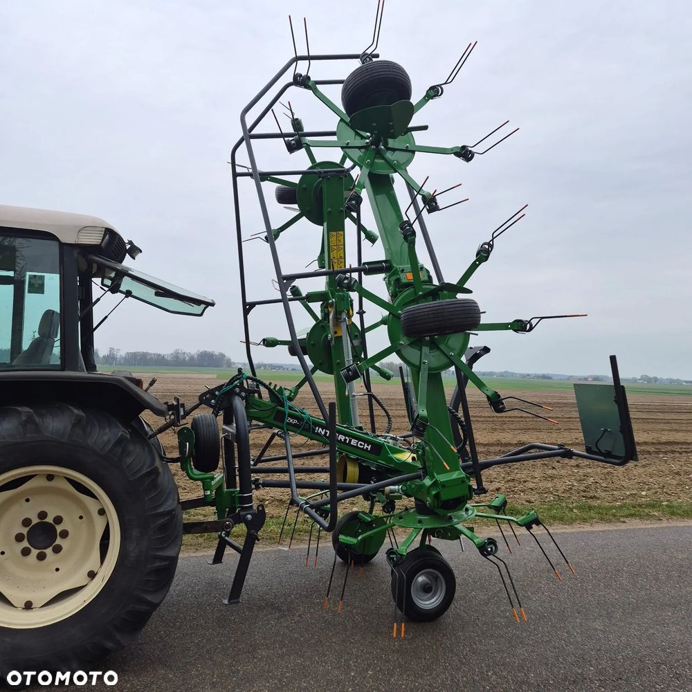 Pronar Przetrząsacz PWP530, PWP460 Pronar; ZKP770, ZKP-530, ZKP460 Inter-Tech; Z528 Kowalski; ZGRABIARKA ZKP420 Pronar, ZK42, ZK36 Kowalski; ZKT-420 Inter-Tech; ZK320 Mesko Rol; ZG-350 Euro-Masz; Przetrząsaczo-Zgrabiarka Z-275 Mesko-Rol; Przetrząsaczo zgraniarka taśmowa WIRAX, Akpil "OSA" - 9