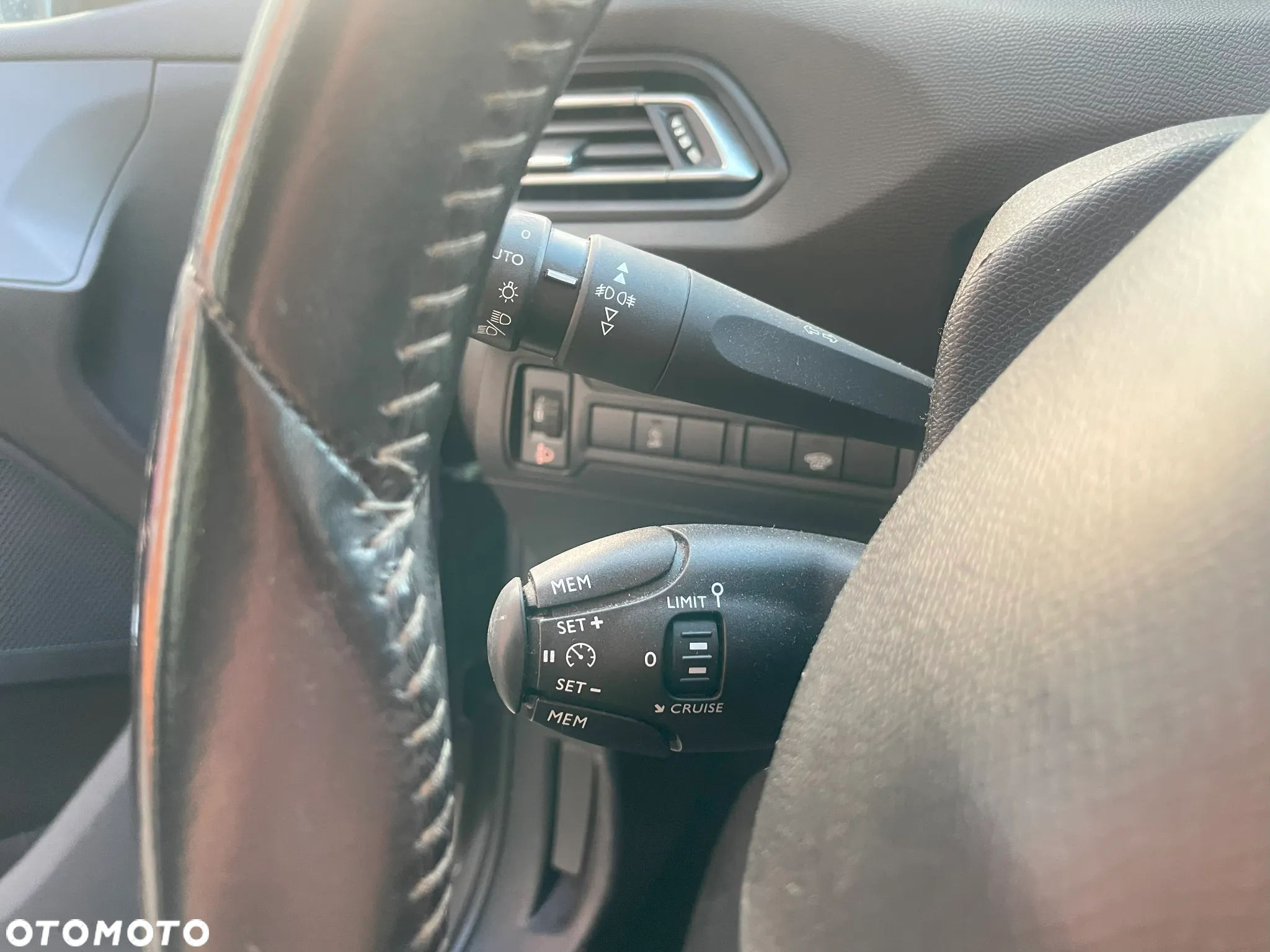 Peugeot 308 1.2 PureTech Active S&S - 14