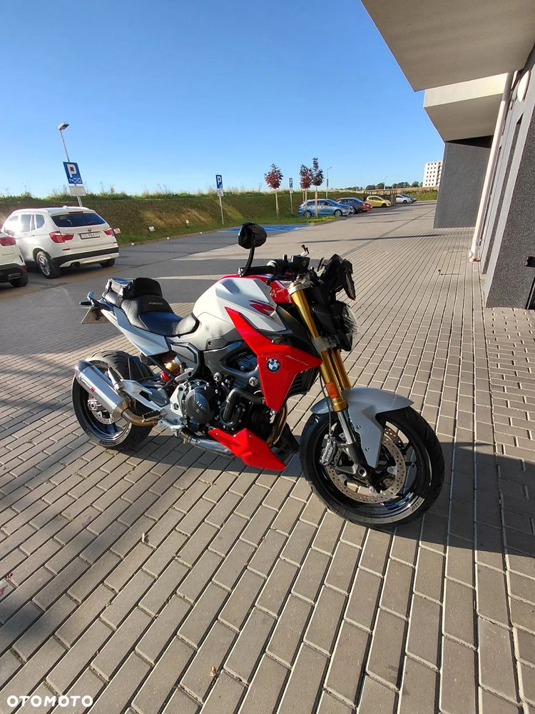 BMW F - 2