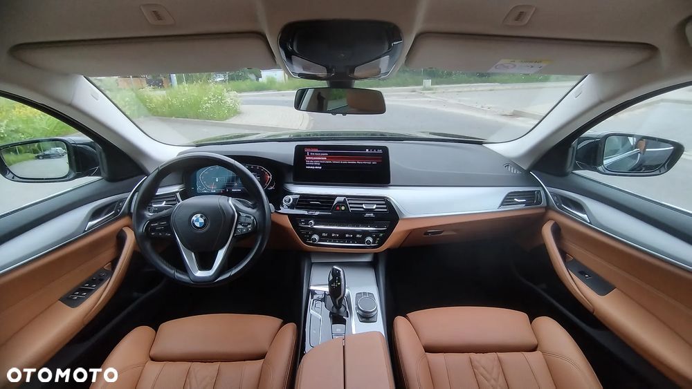 BMW Seria 5 520i mHEV Business Edition - 13