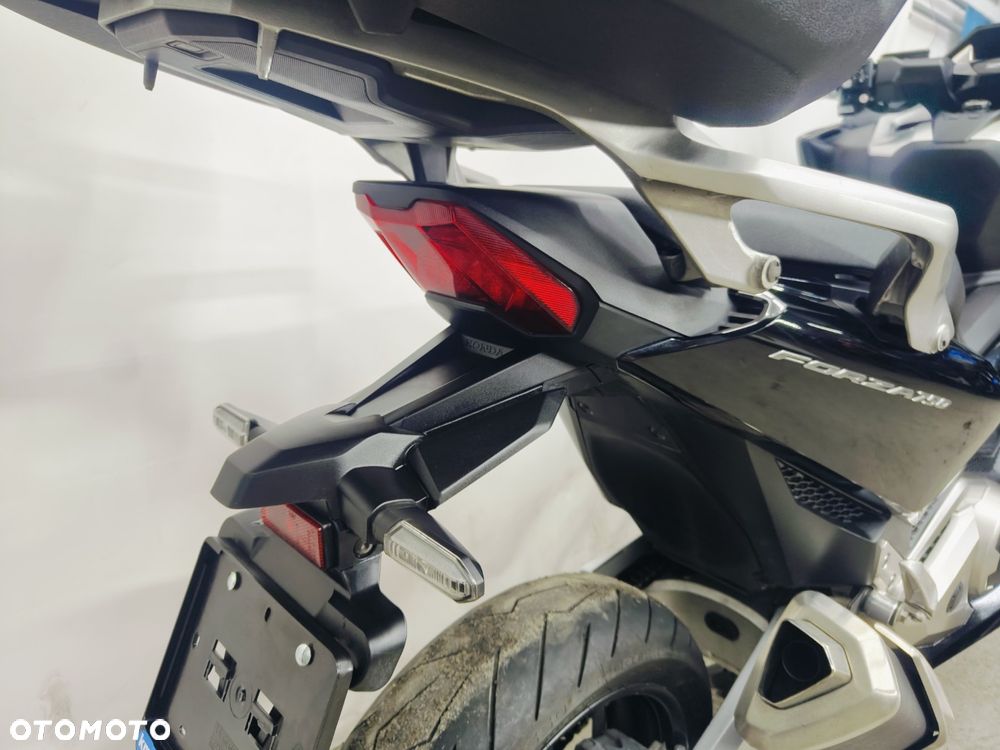 Honda NSS - 11