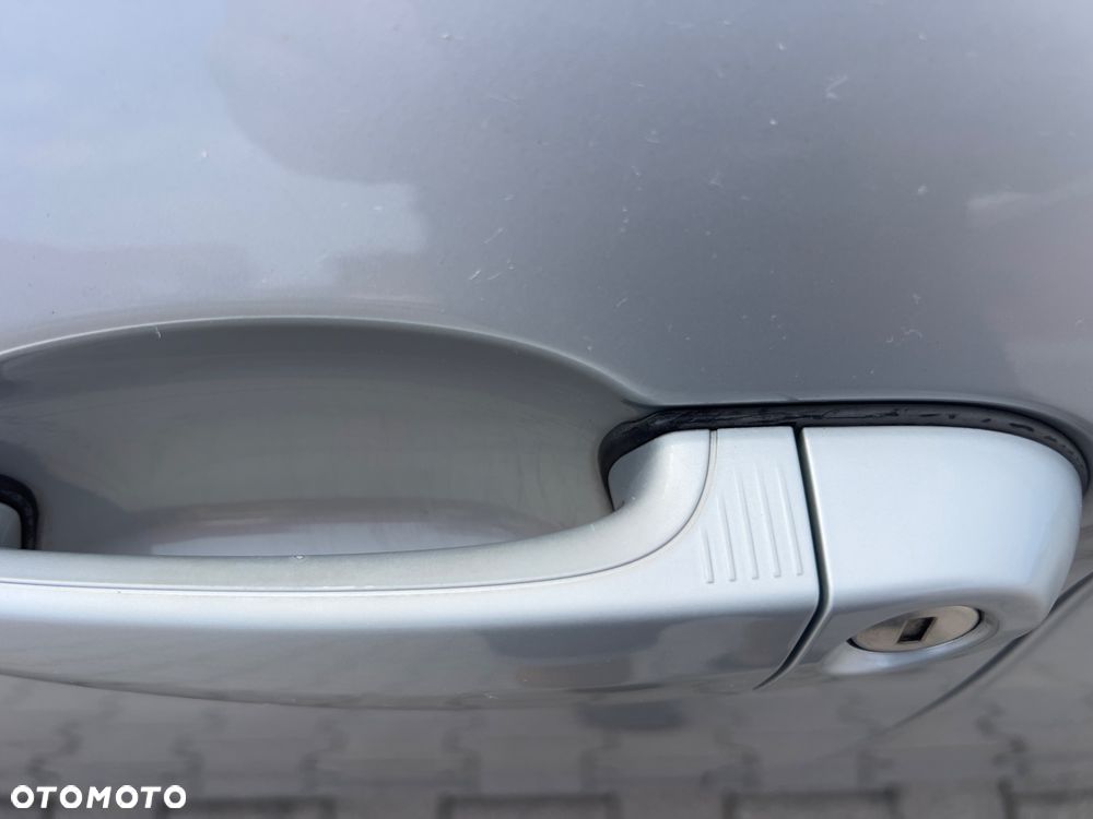 BMW Seria 3 335i Sport-Aut Luxury Line - 25