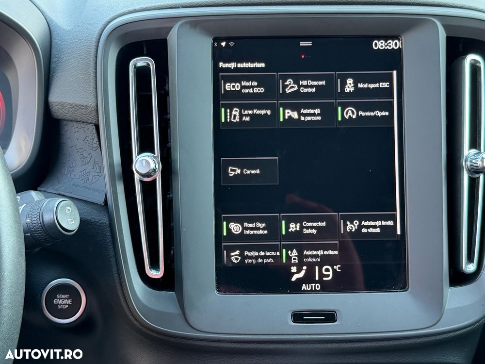 Volvo XC 40 - 25