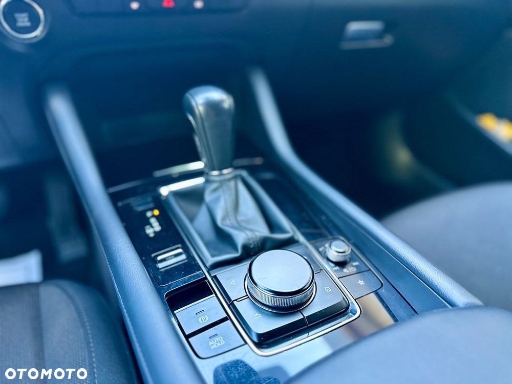 Mazda 3 e-SKYACTIV-G 2.0 M HYBRID 150 DRIVE SELECTION - 25