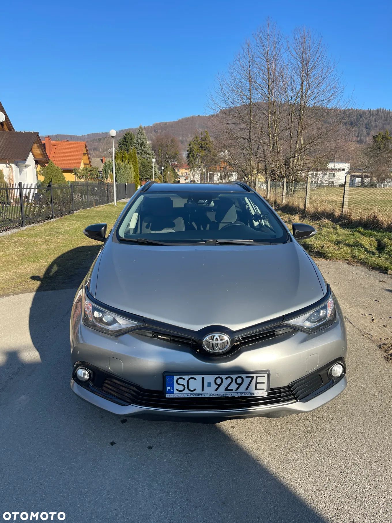 Toyota Auris 1.6 Selection - 1