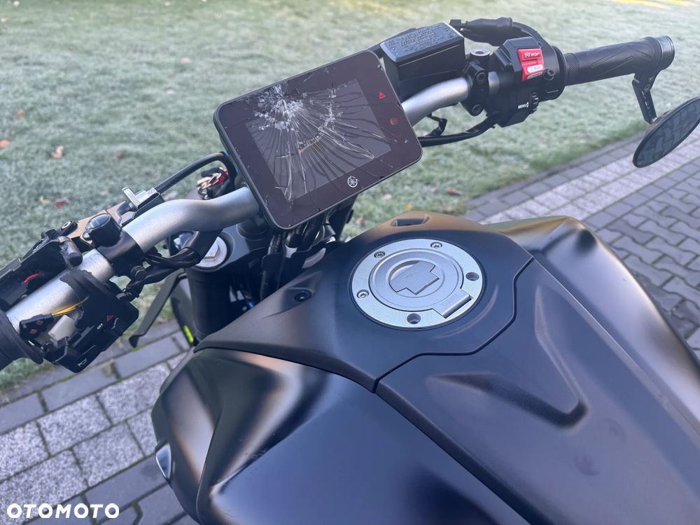 Yamaha MT - 21
