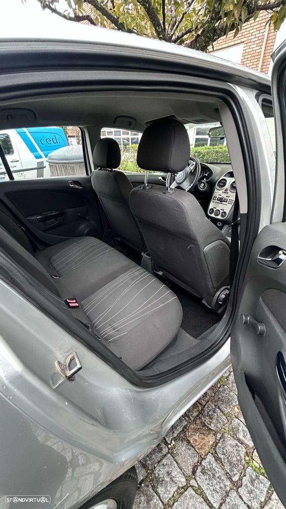 Opel Corsa 1.3 CDTI CMON - 9