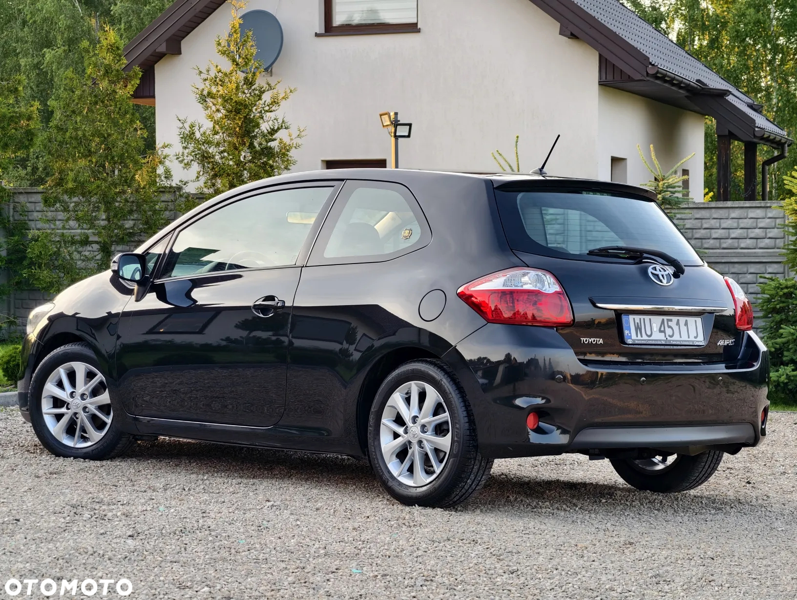 Toyota Auris 1.6 Premium - 25