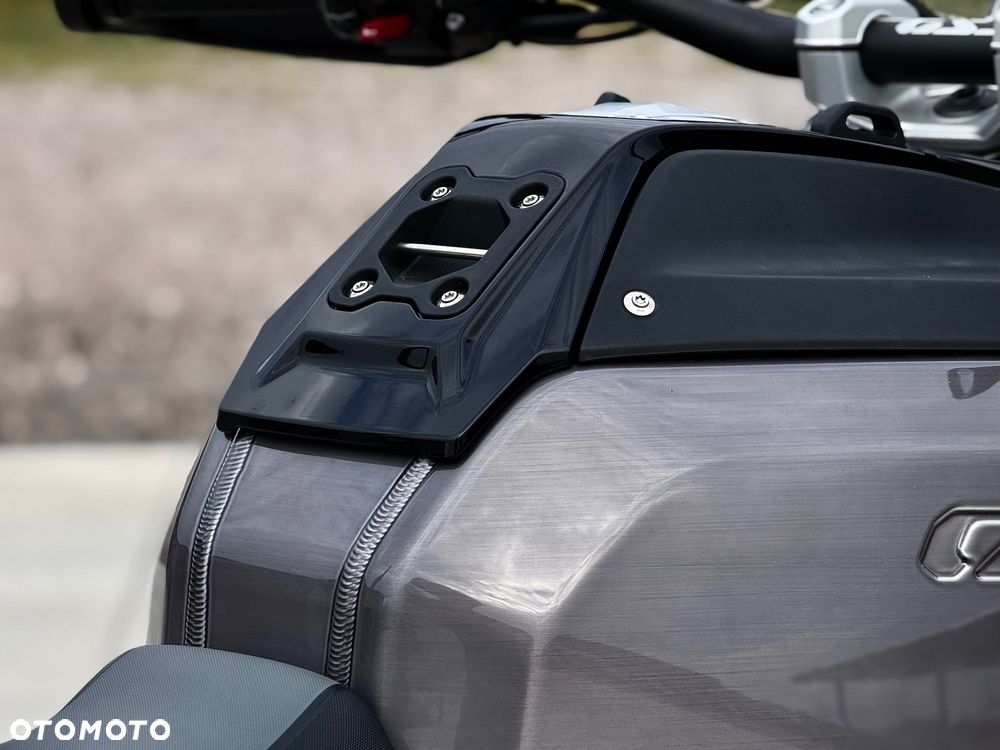 BMW Adventure - 7