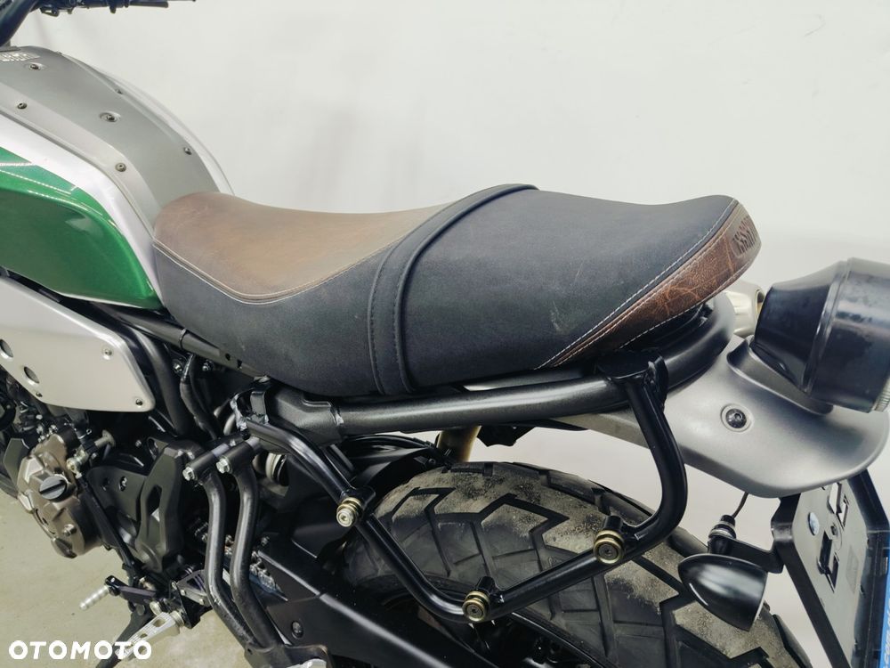 Yamaha XSR - 26