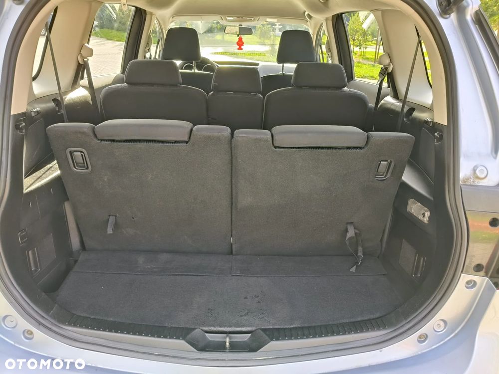 Mazda 5 - 5