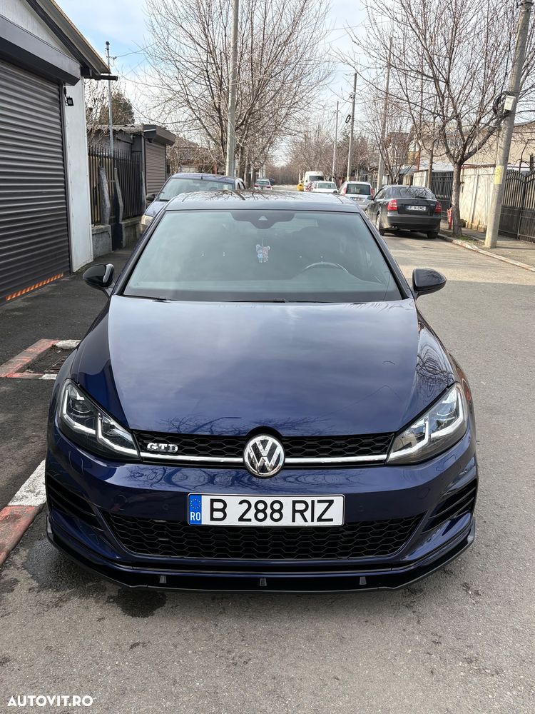 Volkswagen Golf 2.0 TDI DPF BMT DSG GTD - 17