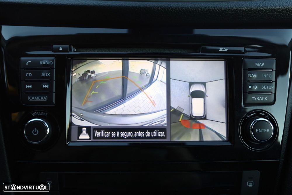 Nissan Qashqai 1.5 dCi N-Connecta 18 - 10