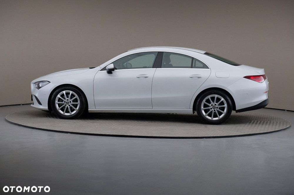 Mercedes-Benz CLA - 4