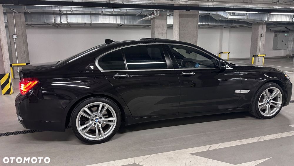 BMW Seria 7 740d xDrive - 16