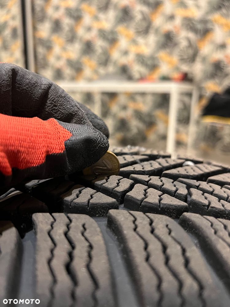 koła z kołpakami 195/65/15 5*110 - 8