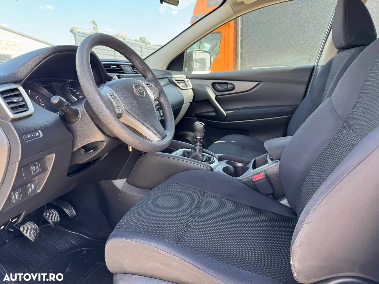 Nissan Qashqai 1.2 DIG-T Start/Stop Visia - 6