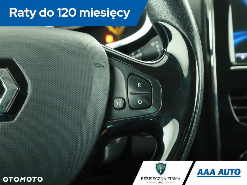 Renault Clio - 15