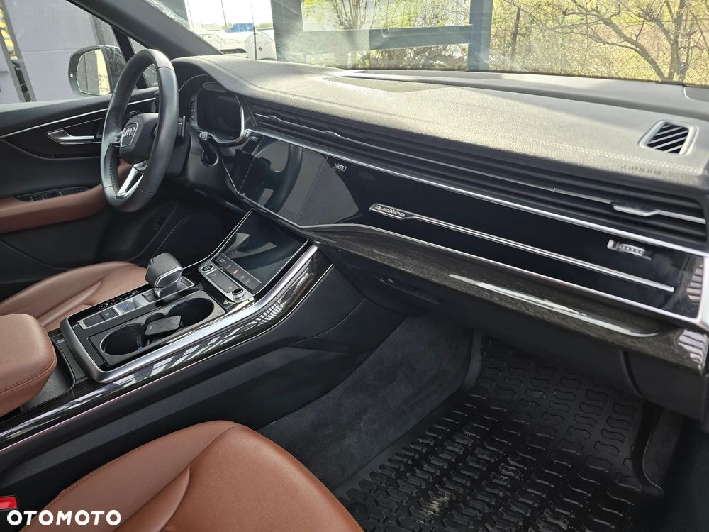 Audi Q7 55 TFSI quattro tiptronic - 18