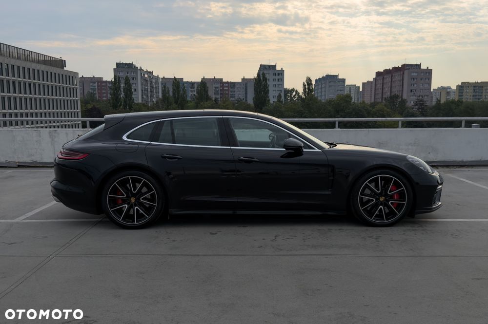 Porsche Panamera Turbo - 14