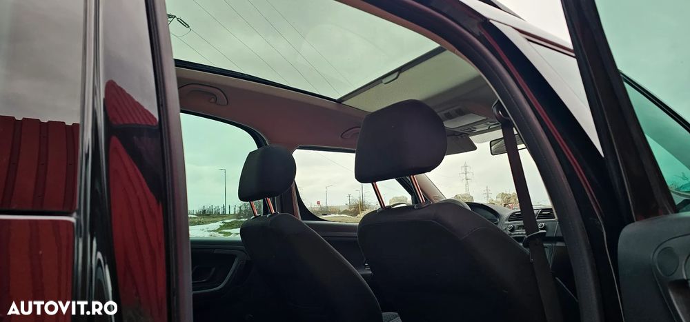 Skoda Roomster - 8