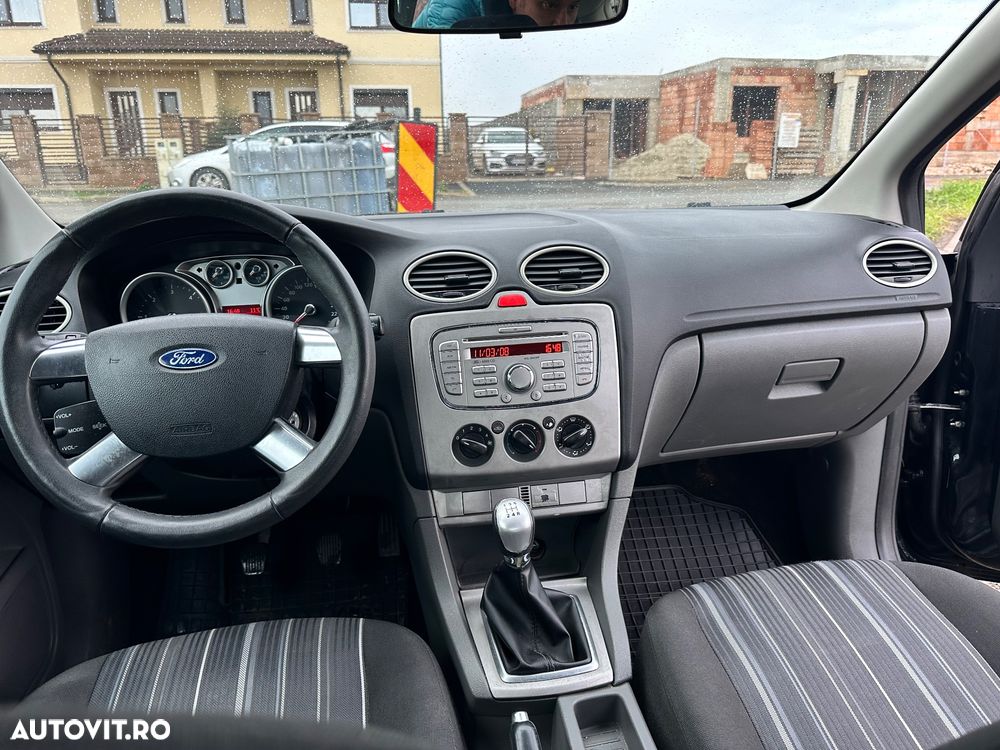 Ford Focus 1.8 TDCI Ghia - 6