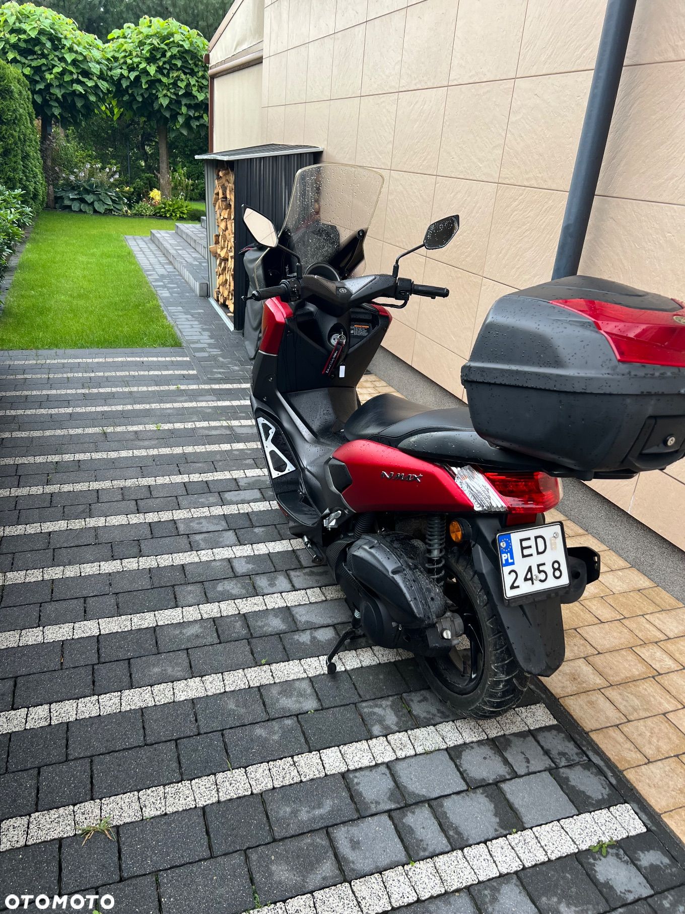Yamaha NMAX - 4