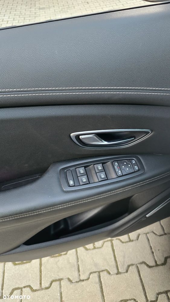 Renault Grand Scenic Gr 1.2 TCe Energy Limited EU6 - 10