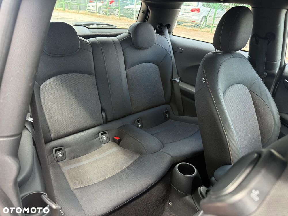 MINI ONE Standard - 9