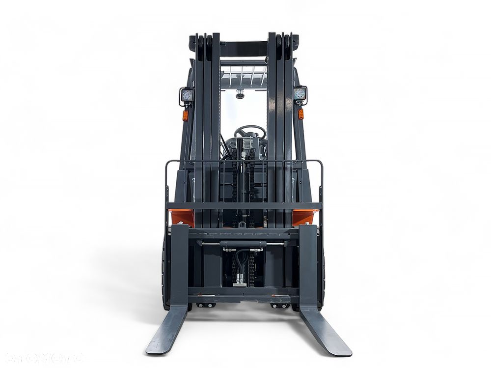 Lonking LG30DTX (CPCD30) - 5