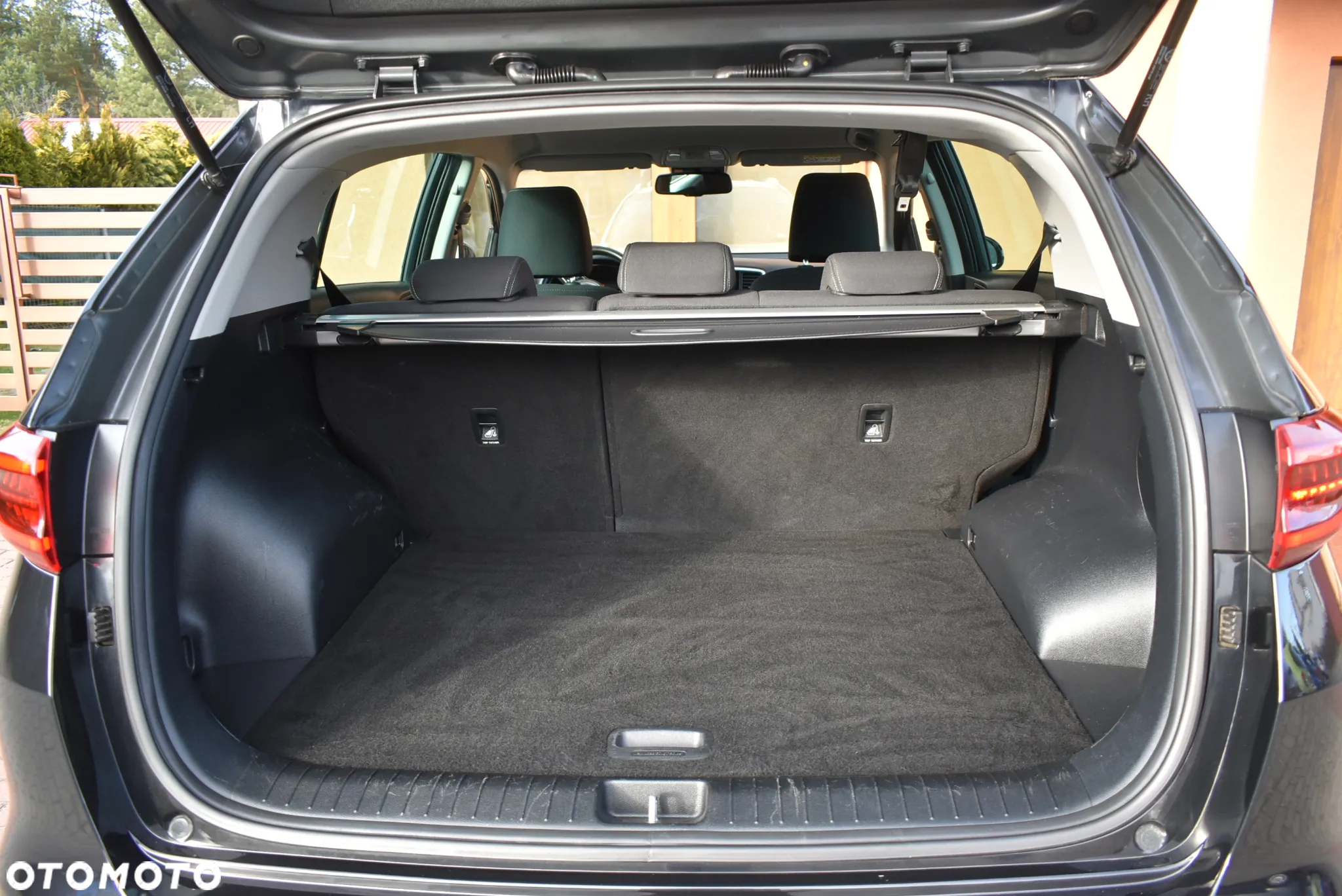 Kia Sportage 1.6 GDI Black Edition 2WD - 33