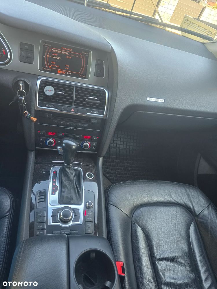 Audi Q7 - 9